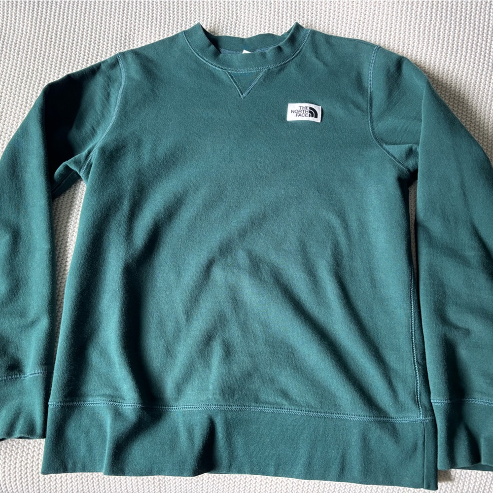 Women’s crew neck sweatshirt